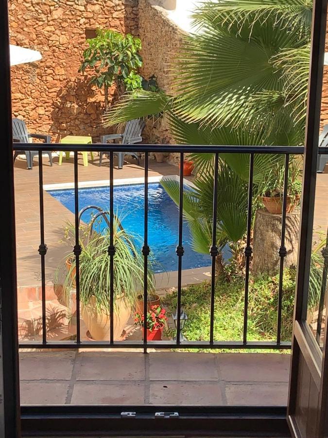 Double or Twin Room Pool View