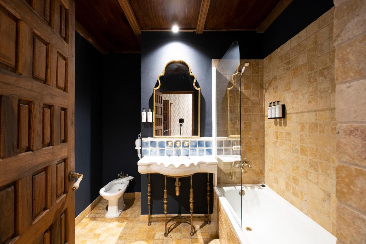Single Room,1387458878:JPEG