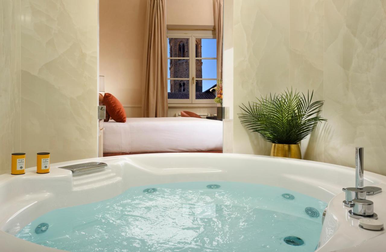 Luxury Suite