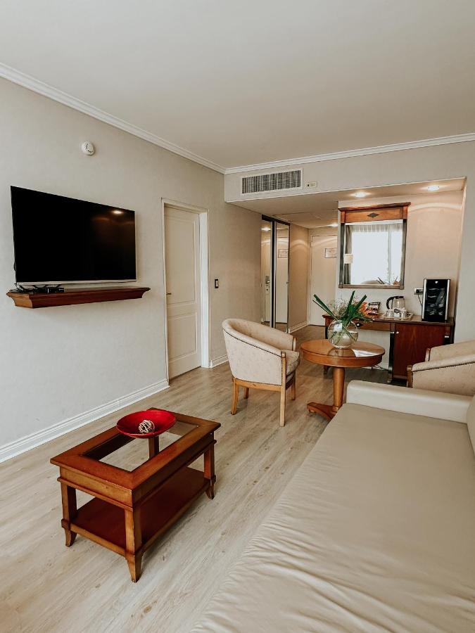 King Suite Spa Bath