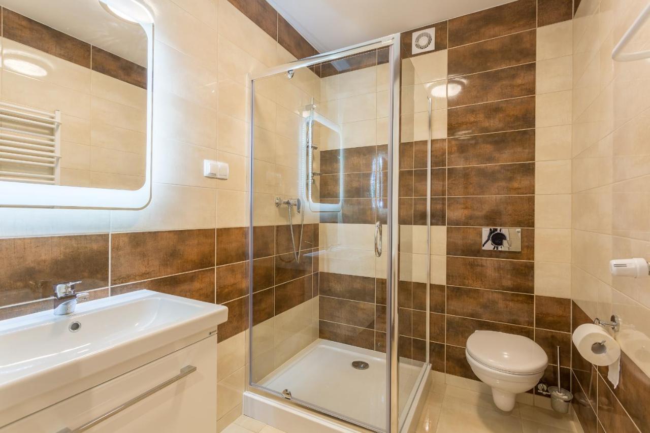 Apartment Kitchenette
