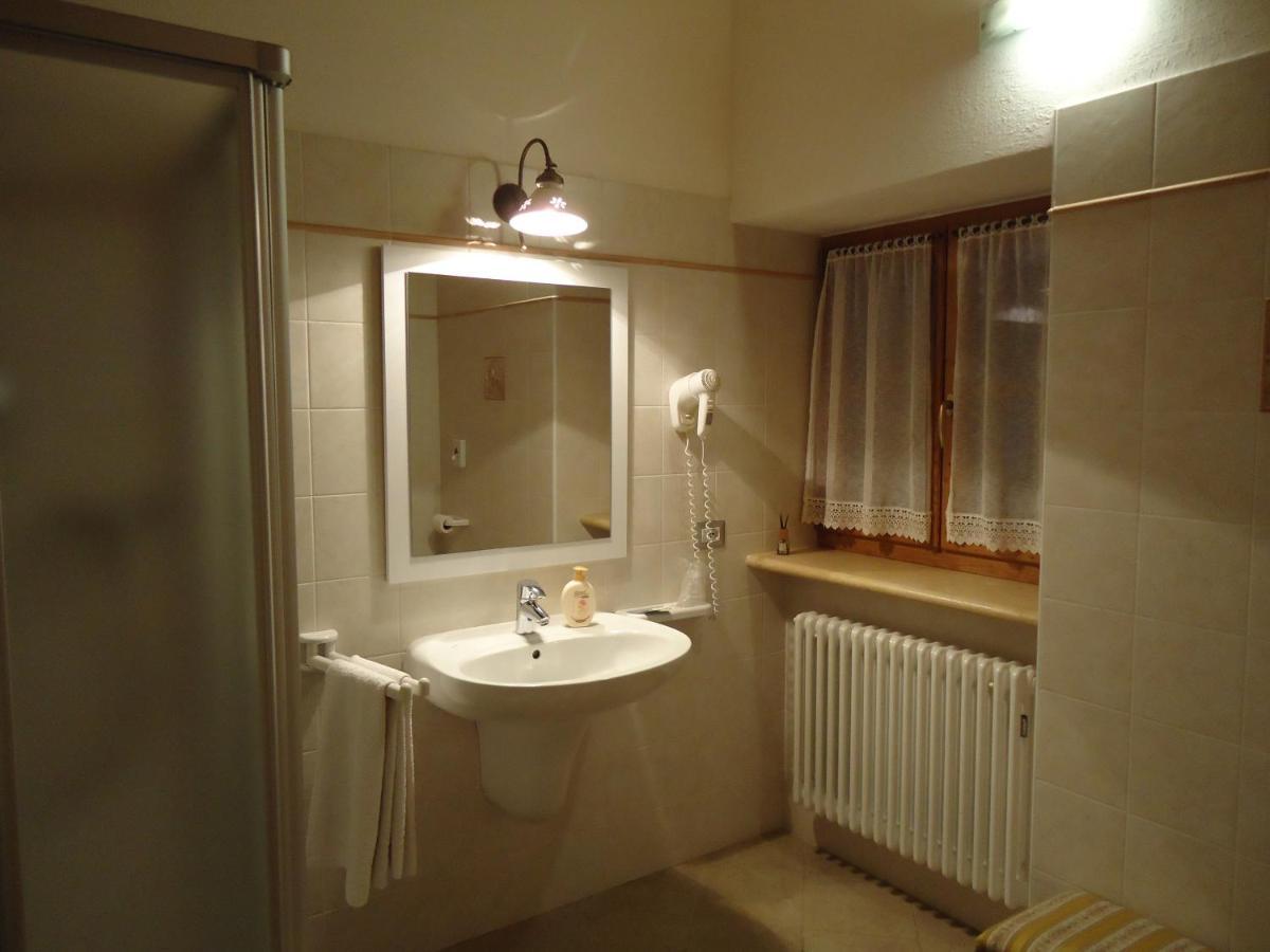 One-Bedroom Apartment,1395518495:JPEG