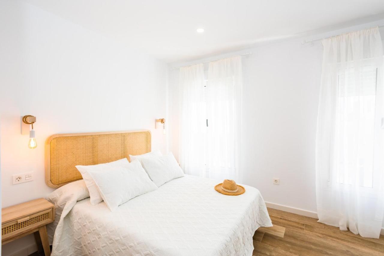 Standard Double Room,1389930653:JPEG