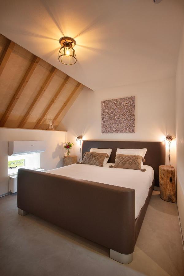 Standard King Room,1390237091:JPEG