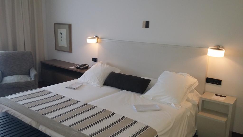 Standard Double Room,139140849:JPEG