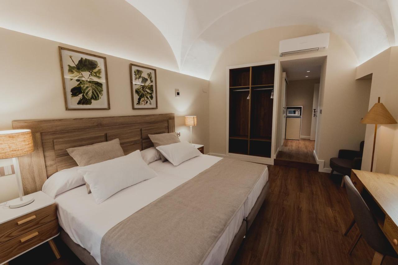 Standard Double or Twin Room Balcony,1391075879:JPEG