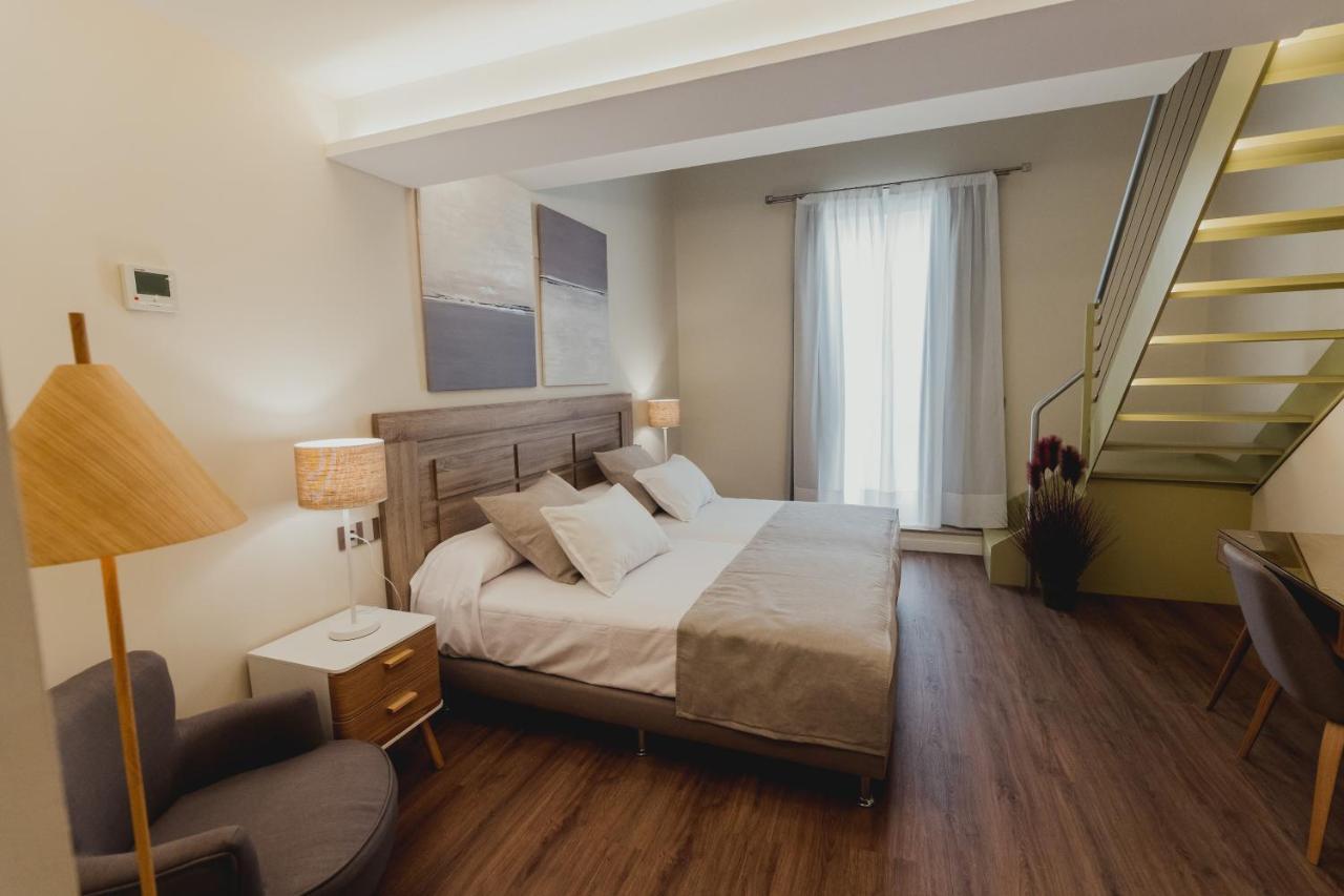 Triple Room,1391076329:JPEG