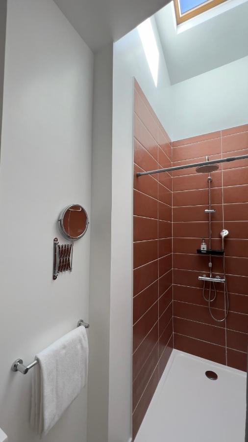 Superior Quadruple Room,1391161544:JPEG