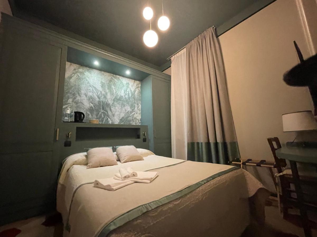 Small Double Room,1391498831:JPEG