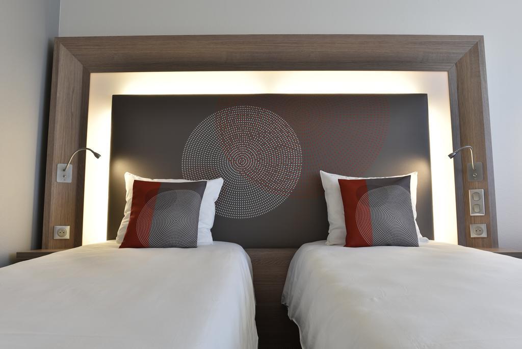 Superior Room 2 Twin Beds