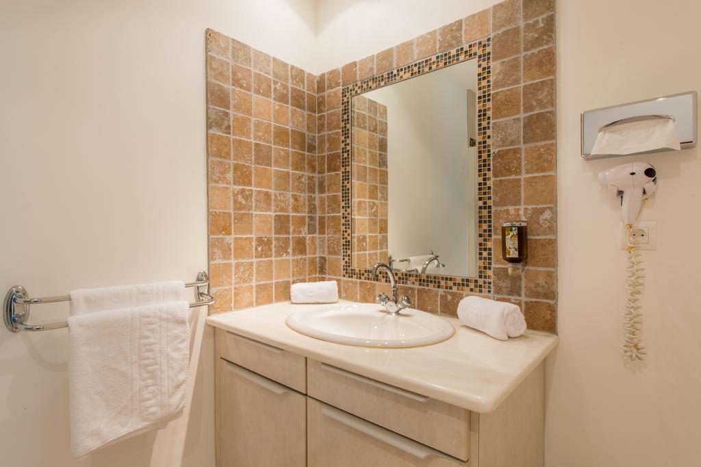 Classic Double Room,1416493908:JPEG