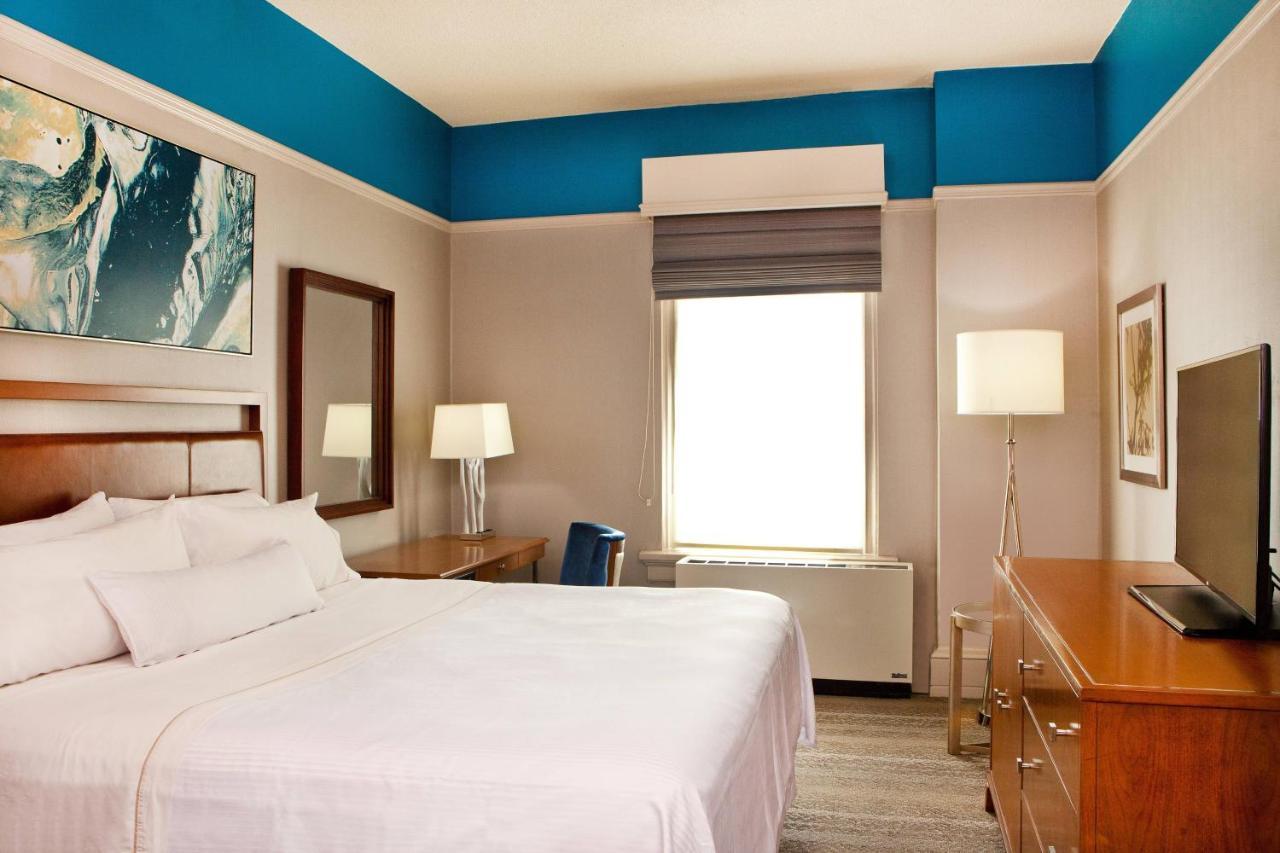 Larger Guest room 1 King