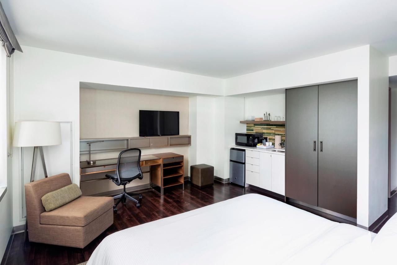 Traditional King Guest room 1 King,1538727736:JPEG