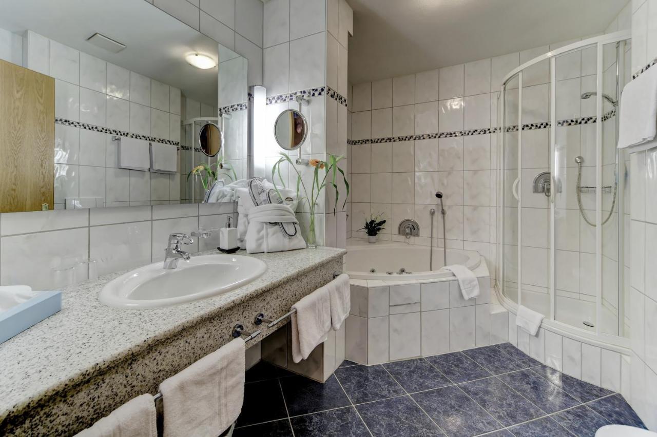 Deluxe Junior Suite,1674724977:JPEG