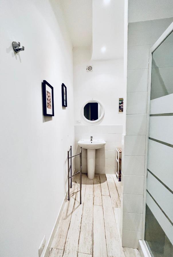 Double Room,1589592715:JPEG