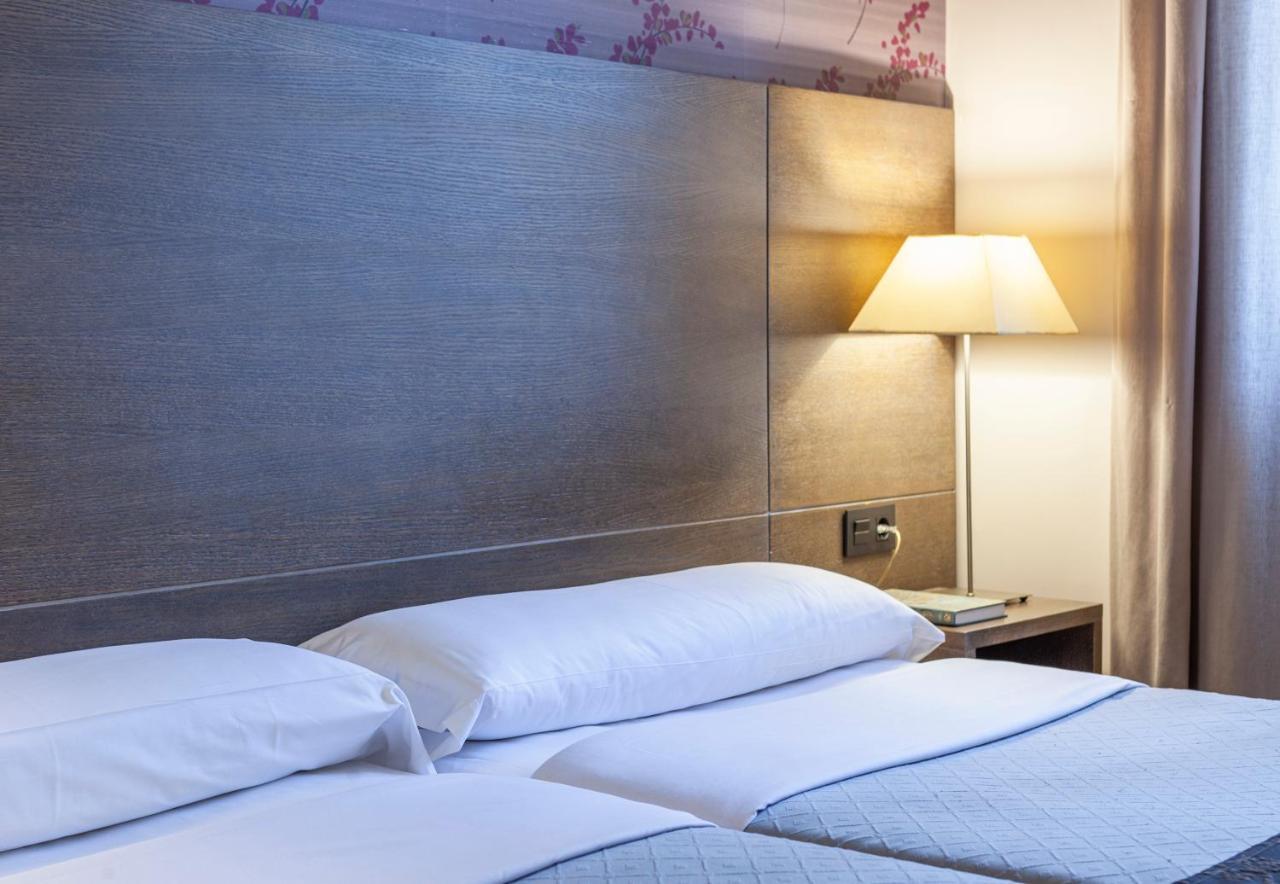 Double Room One Extra Bed