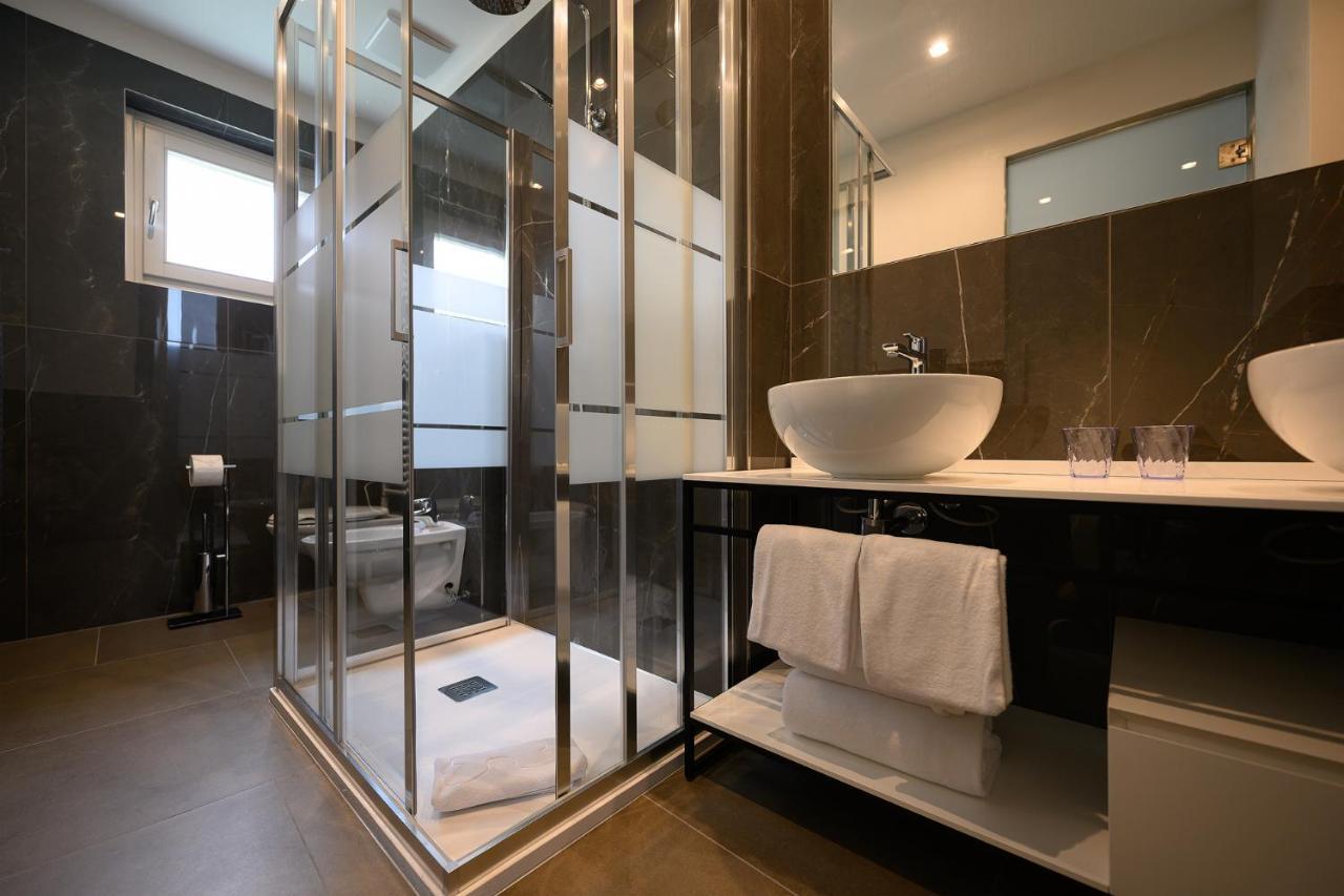 King Room Spa Bath