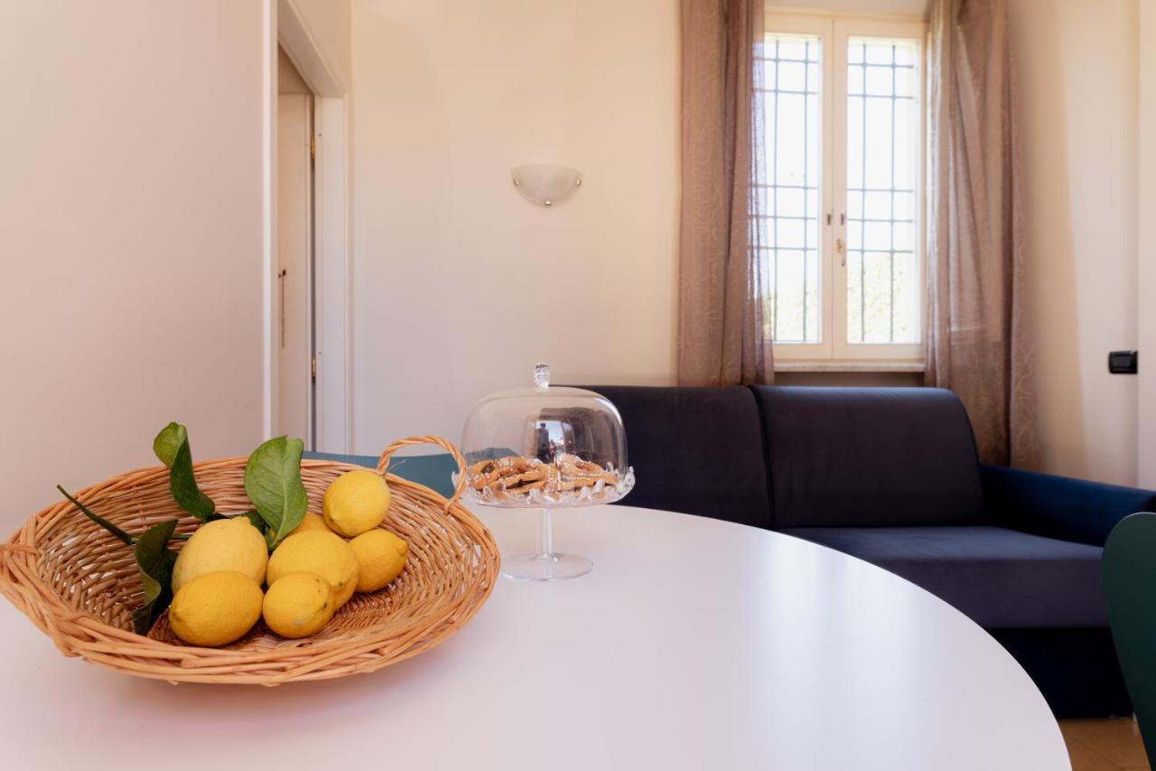 One-Bedroom Apartment,1393950251:JPEG