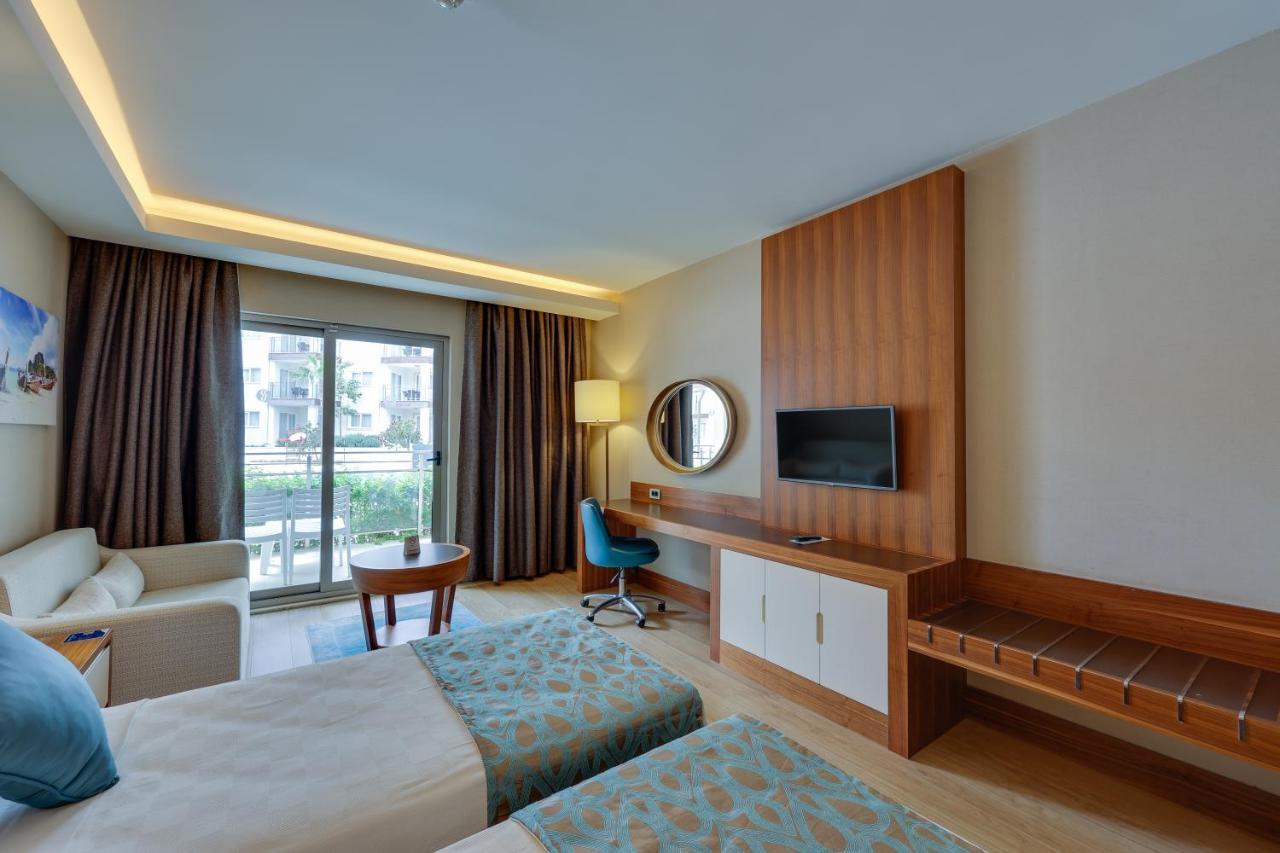 Superior Twin Room Non-Smoking