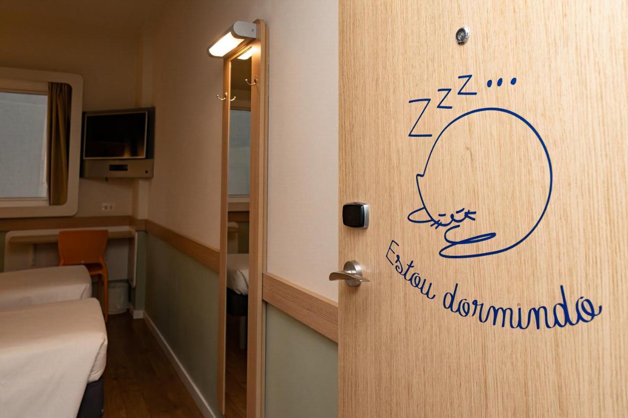 Standard Triple Room Three Single Beds