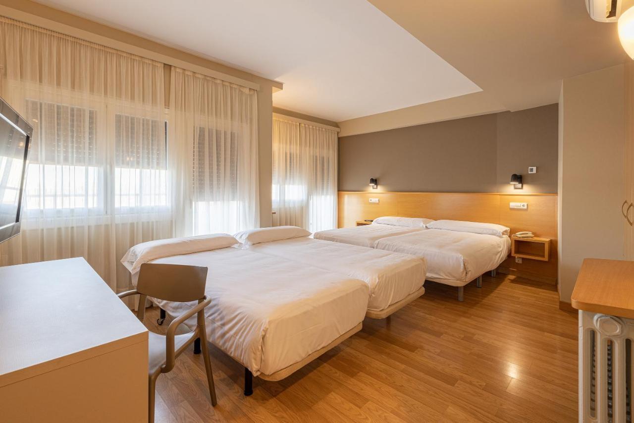 Quadruple Room,1214672902:JPEG