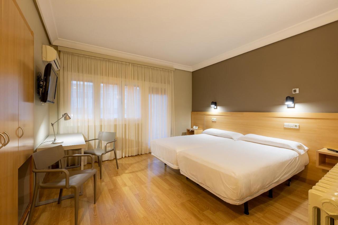 Large Twin Room