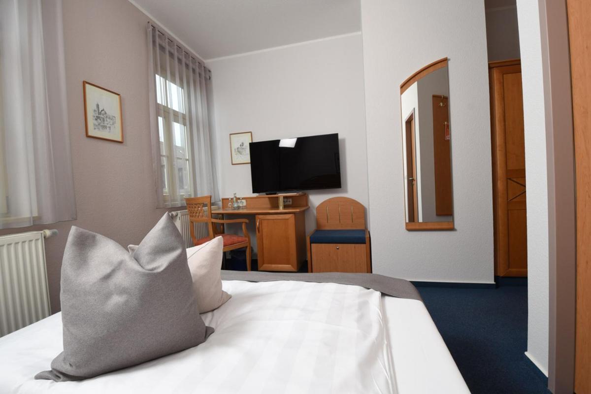 Comfort Single Room,1394815091:JPEG