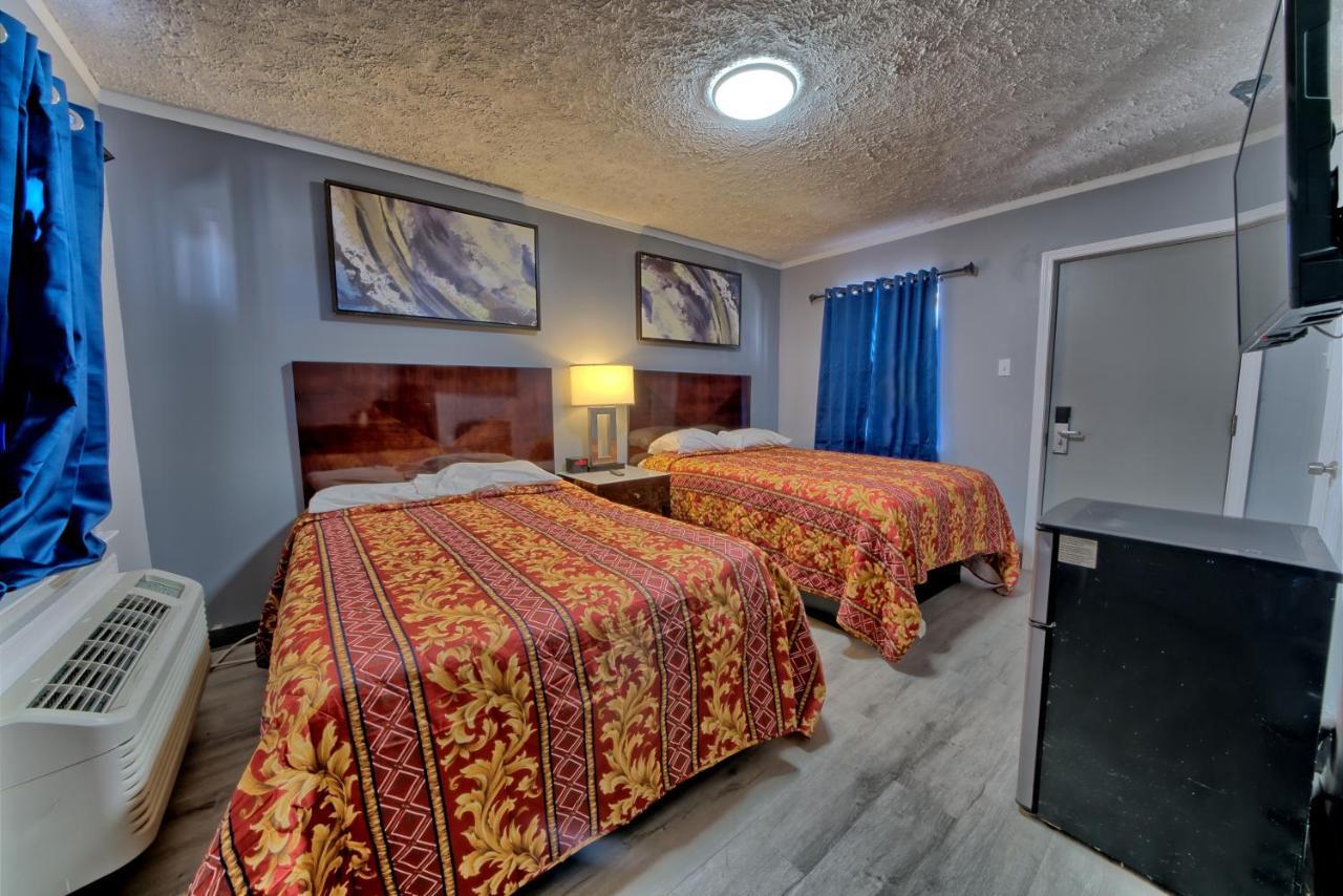 Standard Quadruple Room Two Double Beds Non-Smoking