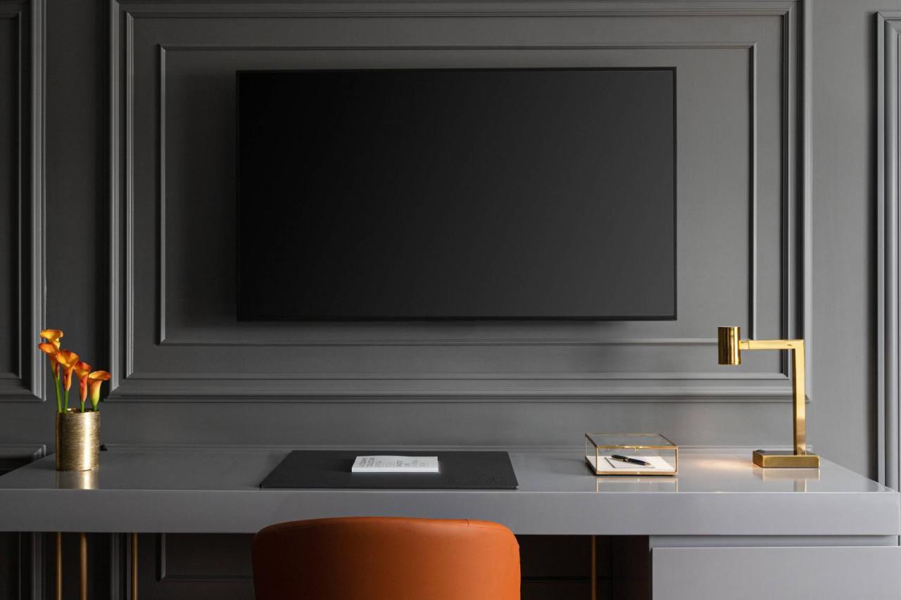 Premium Large King Room