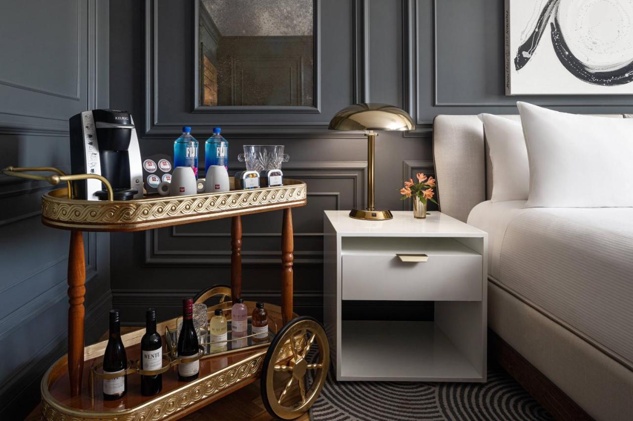 Premium Large King Room