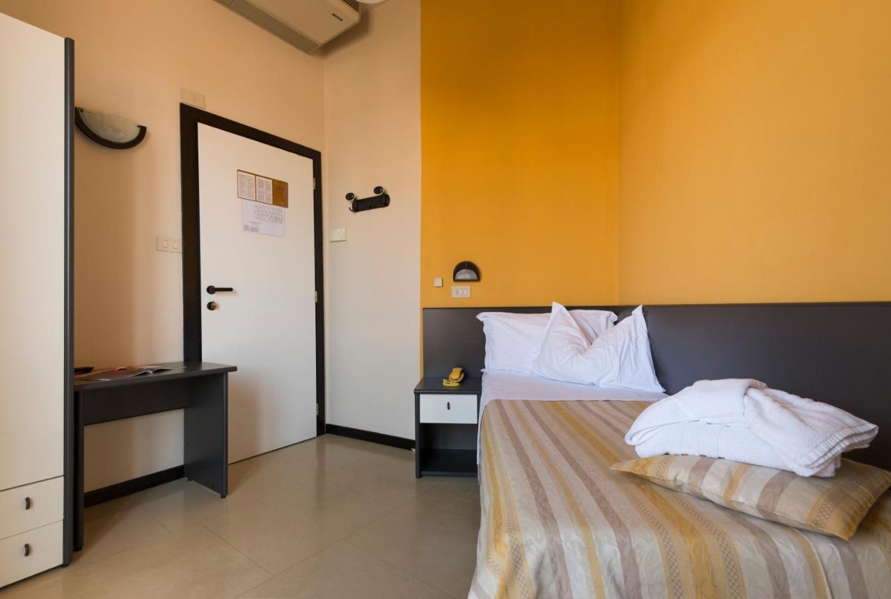 Single Room Private Bathroom
