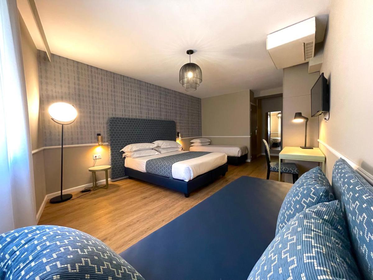 Standard Quadruple Room,815873066:JPEG