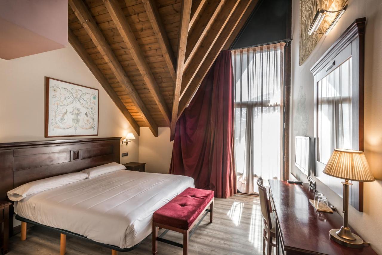 Superior Single Room,1553454115:JPEG