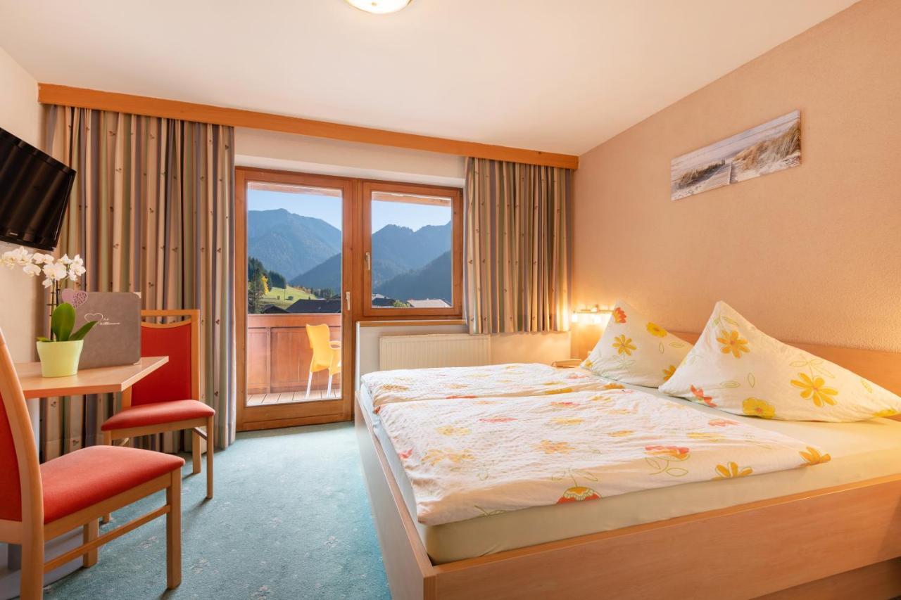 Standard Double Room,1765586220:JPEG
