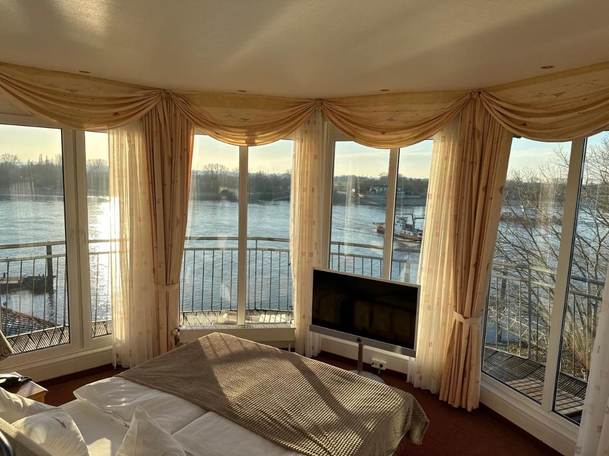 Suite Sea View,1617454157:JPEG