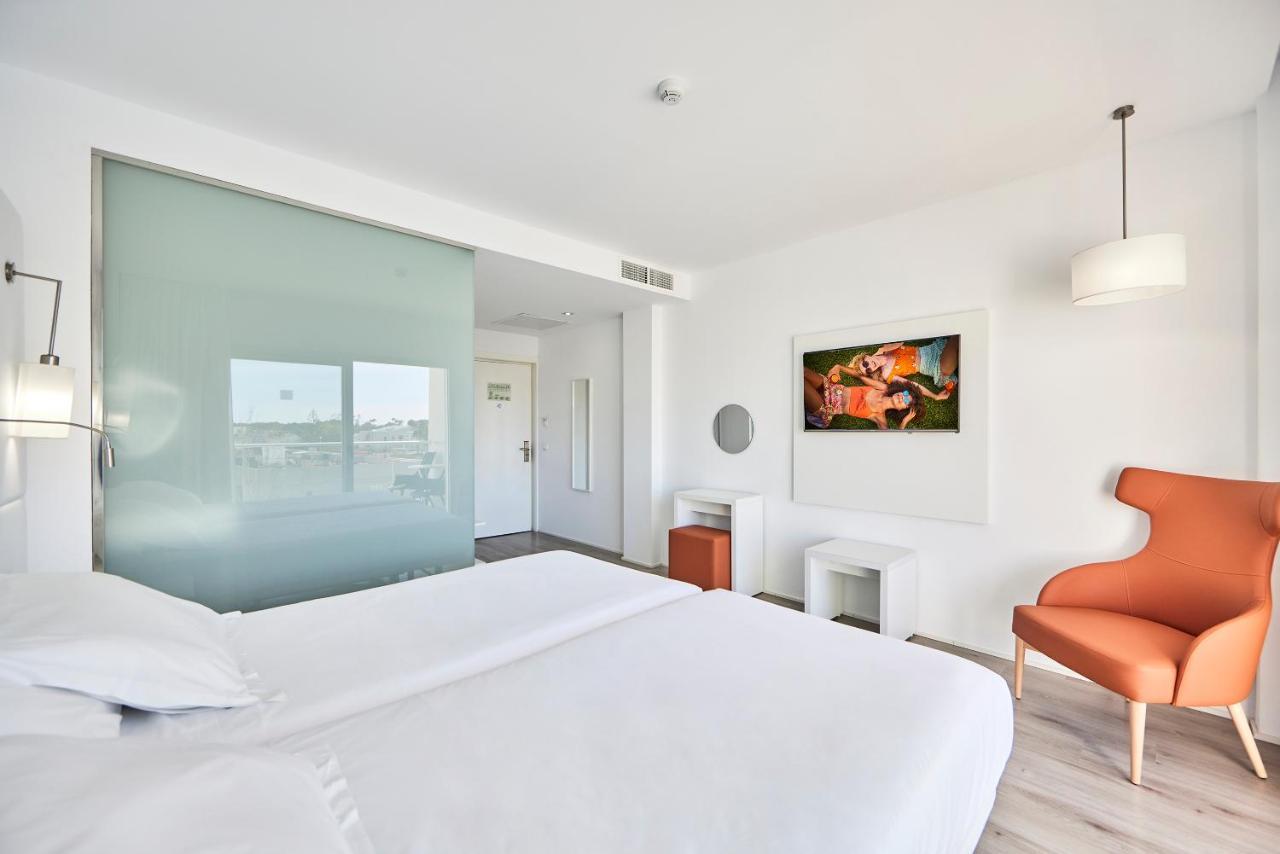 Double Room Pool View