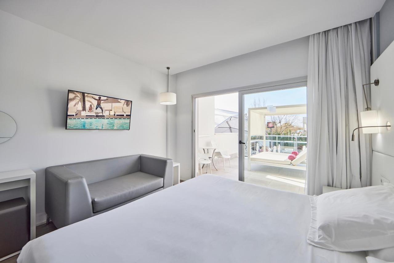 Dluxe Balibed