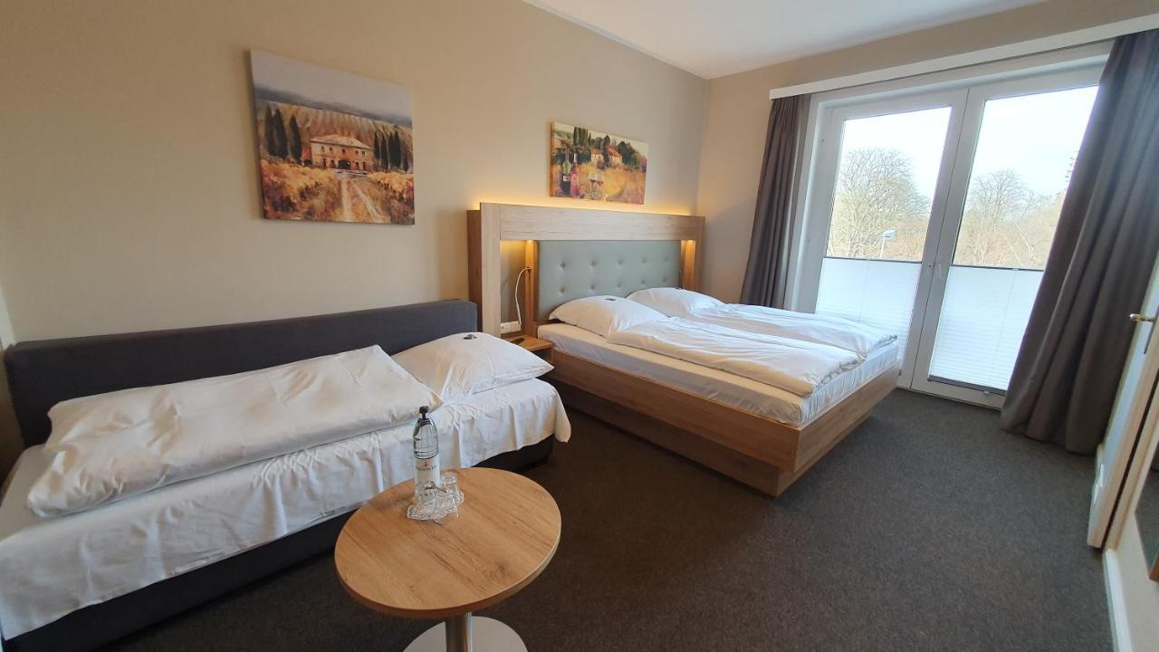 Triple Room,1397531726:JPEG