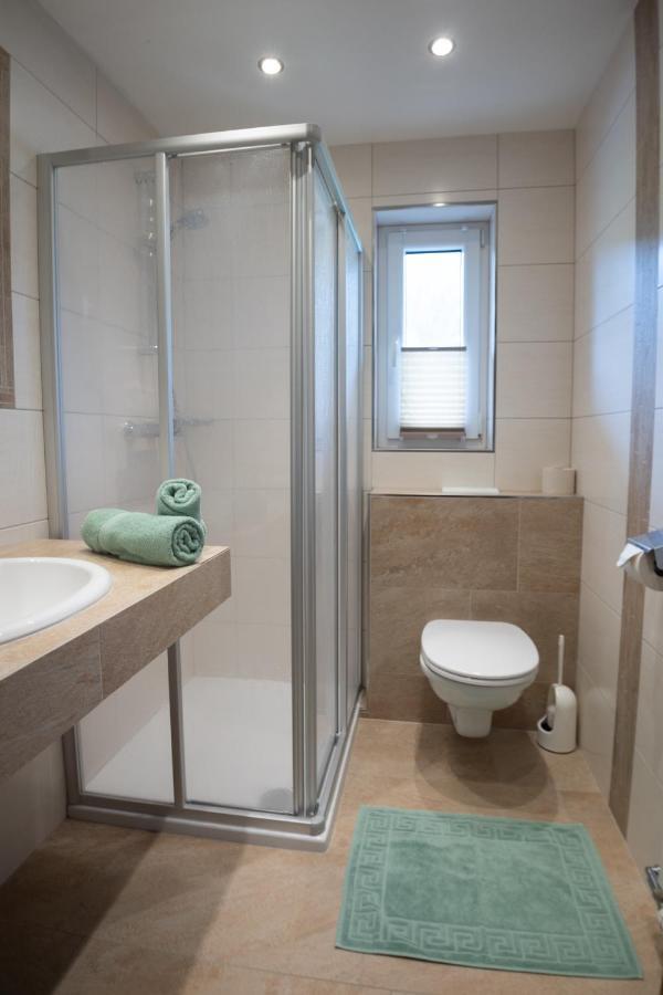 Basic Triple Room