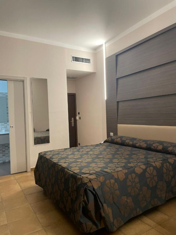 Quadruple Room,1397995823:JPEG