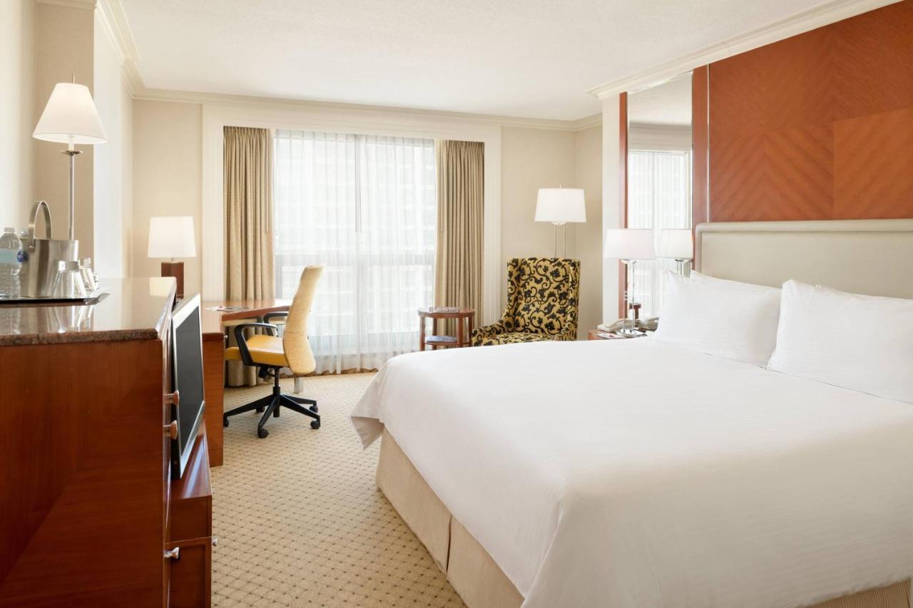1 King Standard Room City View