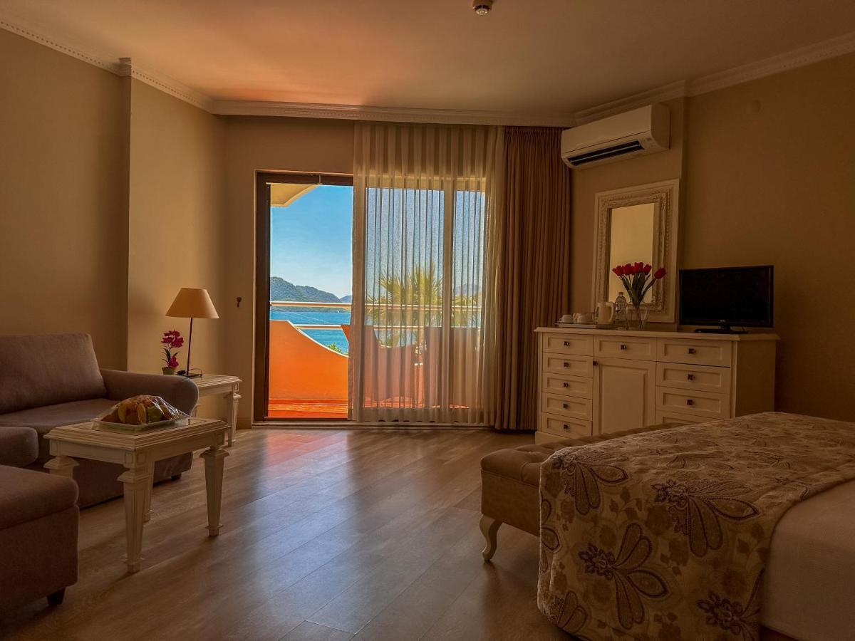 Superior Deluxe Double or Twin Room