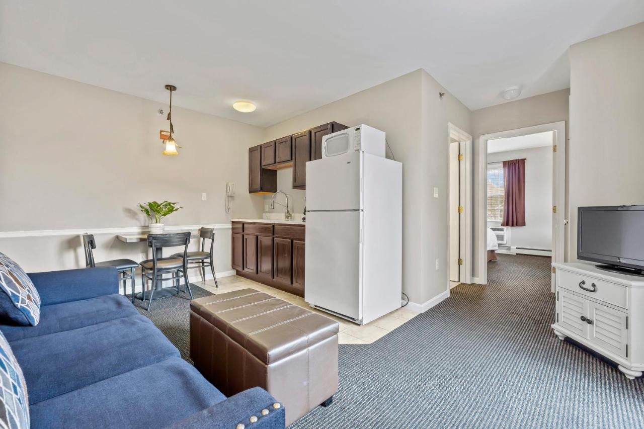 One-Bedroom Suite Stairs