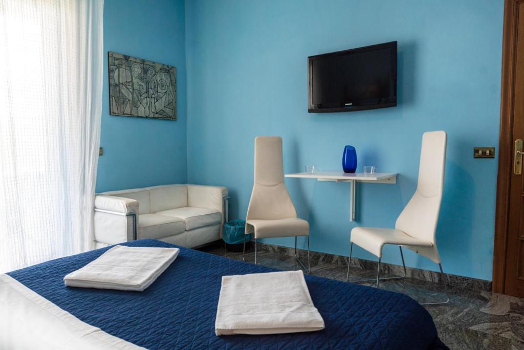 Double Room,1398381851:JPEG