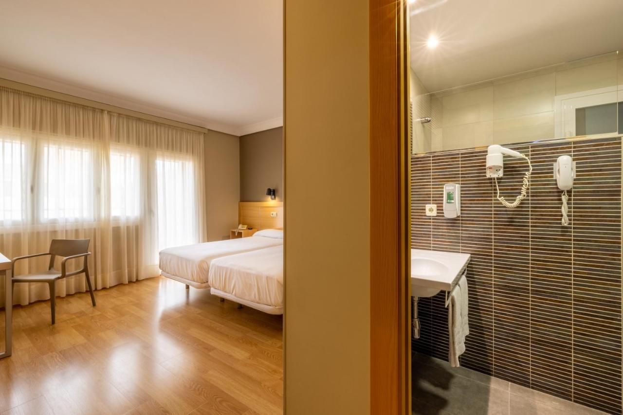 Large Twin Room