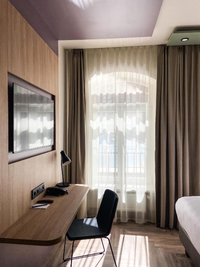 Standard Double or Twin Room,1406727452:JPEG