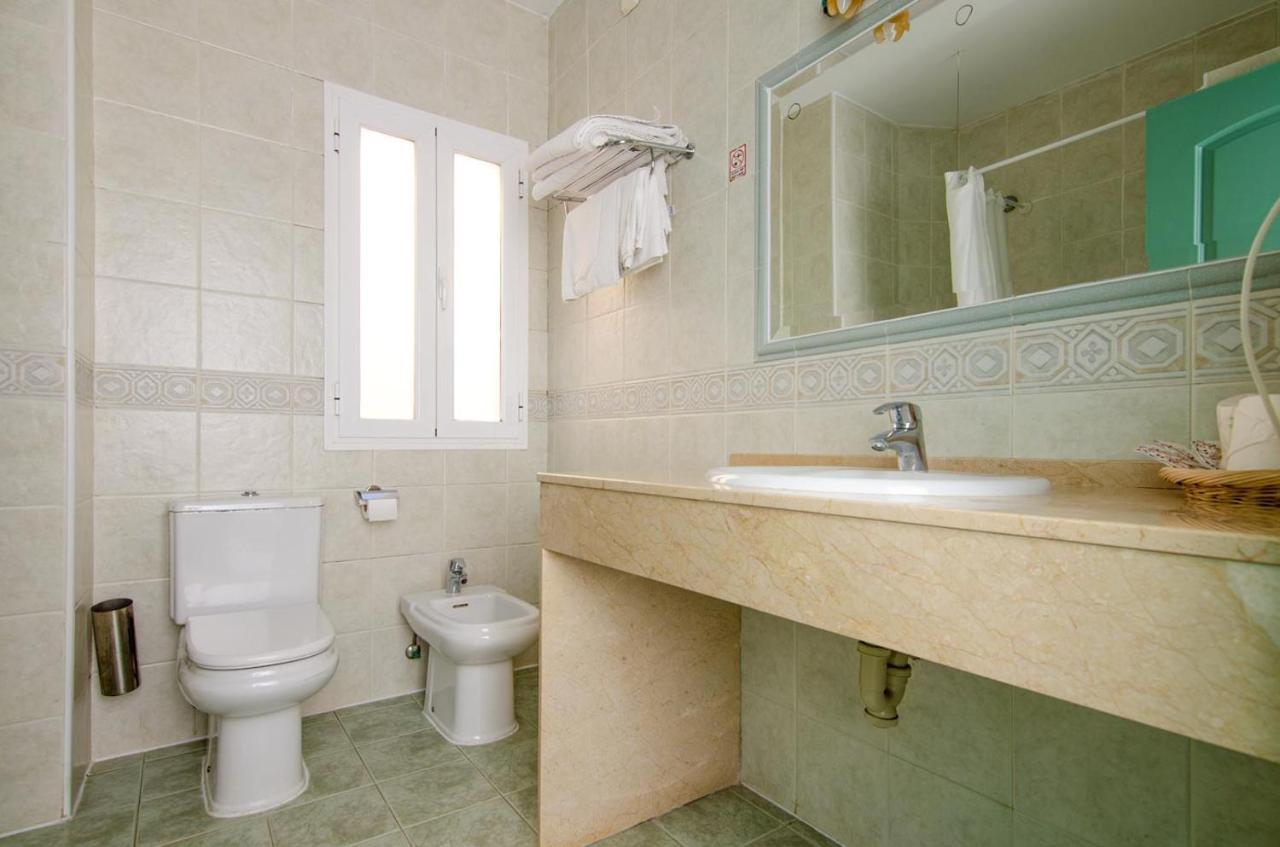 Triple Room,1399882892:JPEG