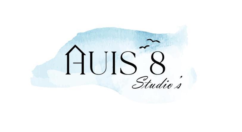 Deluxe Studio