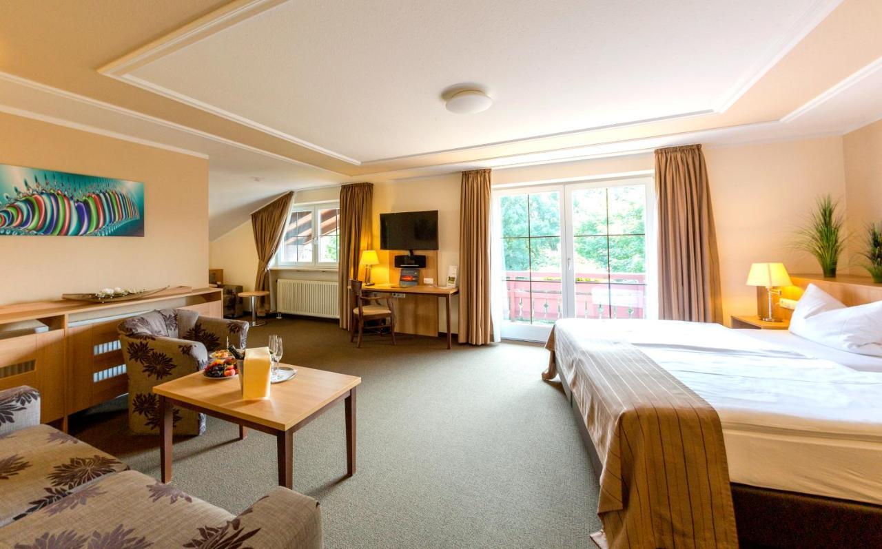 Deluxe Junior Suite,1399980695:JPEG