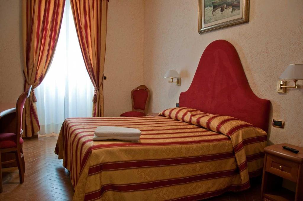 Double Room,14107844:JPEG